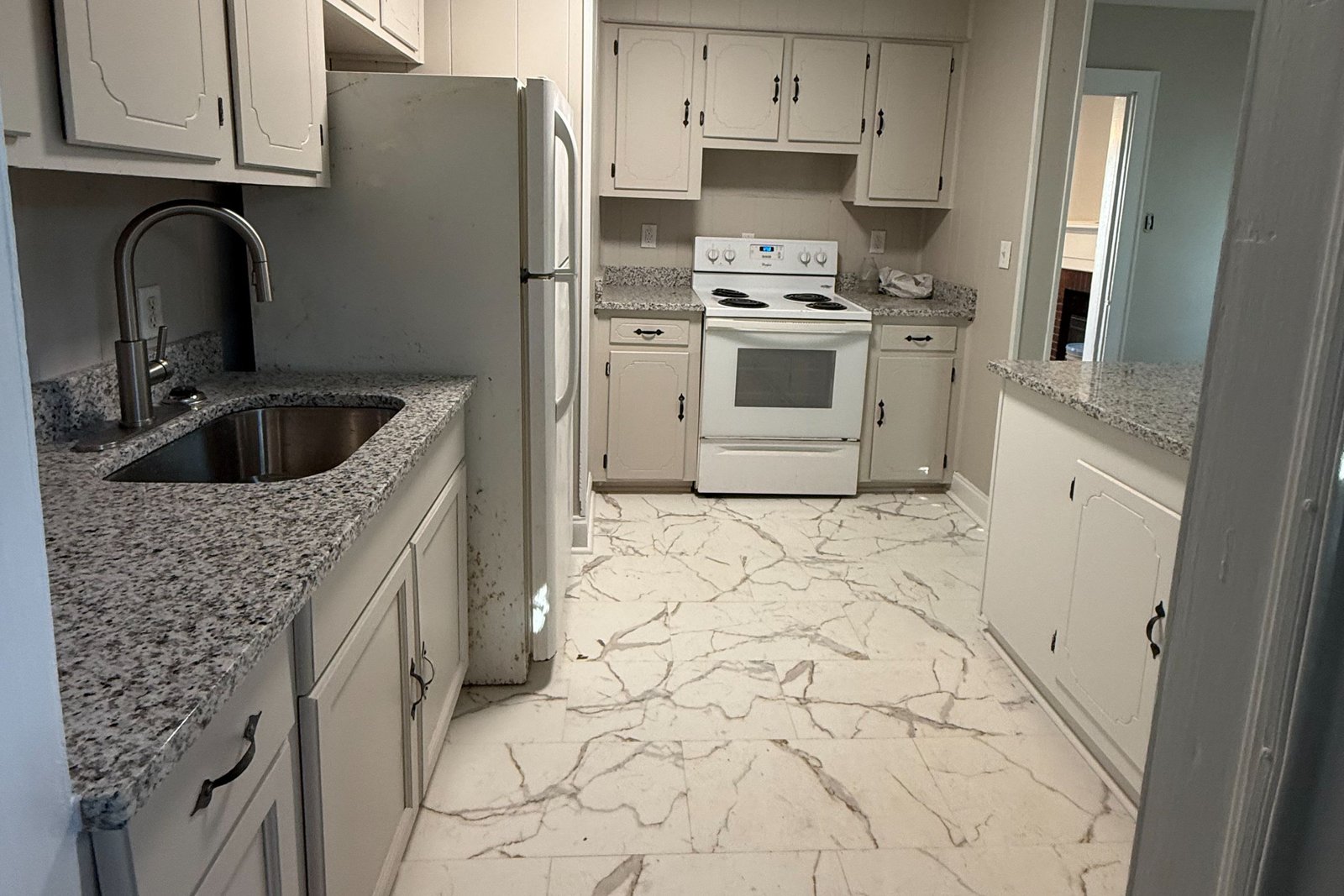 Kitchen remodeling Spartanburg SC cabinet and tile update